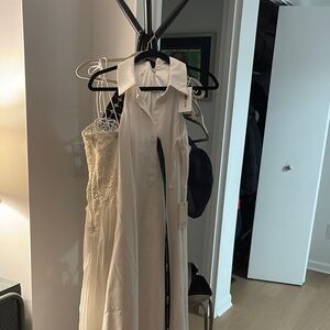 White Sleeveless Ultimate Muse Collar Dress